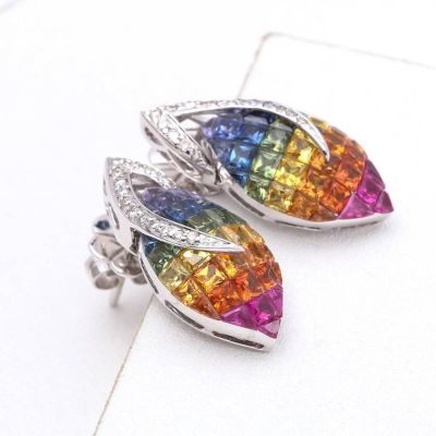 MAYA RAINBOW SAPPHIRE & DIAMOND EARRINGS IN 18K GOLD